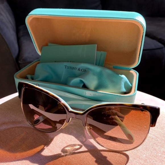Tiffany & Co. Tortoise/ Heart Locket Sunglasses main image 8